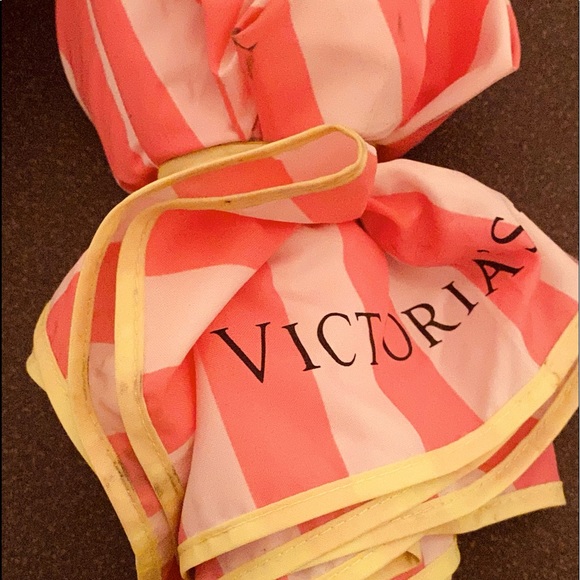 Victoria Secret Pink Umbrella - Picture 2 of 3